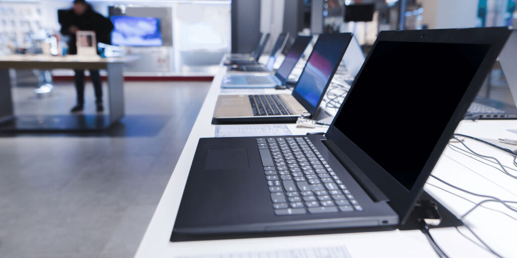 Exposición de productos tecnológicos