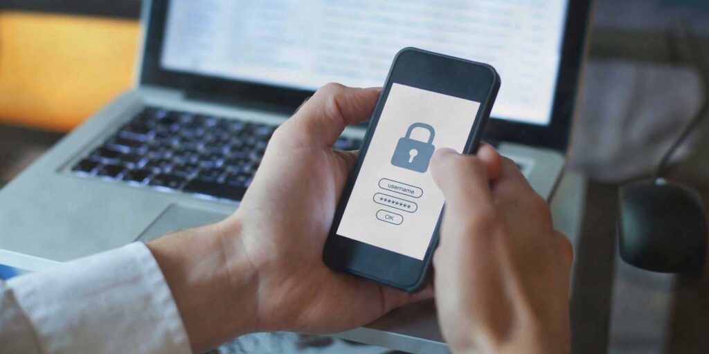 pantalla de móvil con bloqueo de seguridad